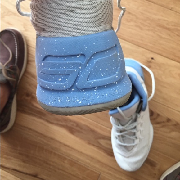 Under Armour Steph Curry Basketball shoes - Picture 4 of 7